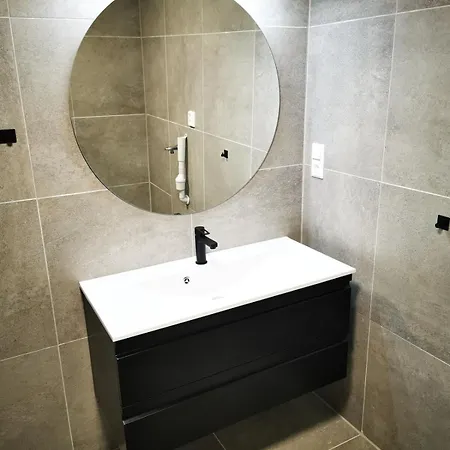 Apartment Cozy Close To Many Experiences